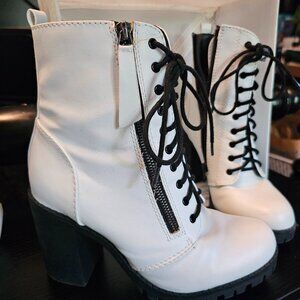 *SOLD* White Heeled Combat Boots | Size 8.5